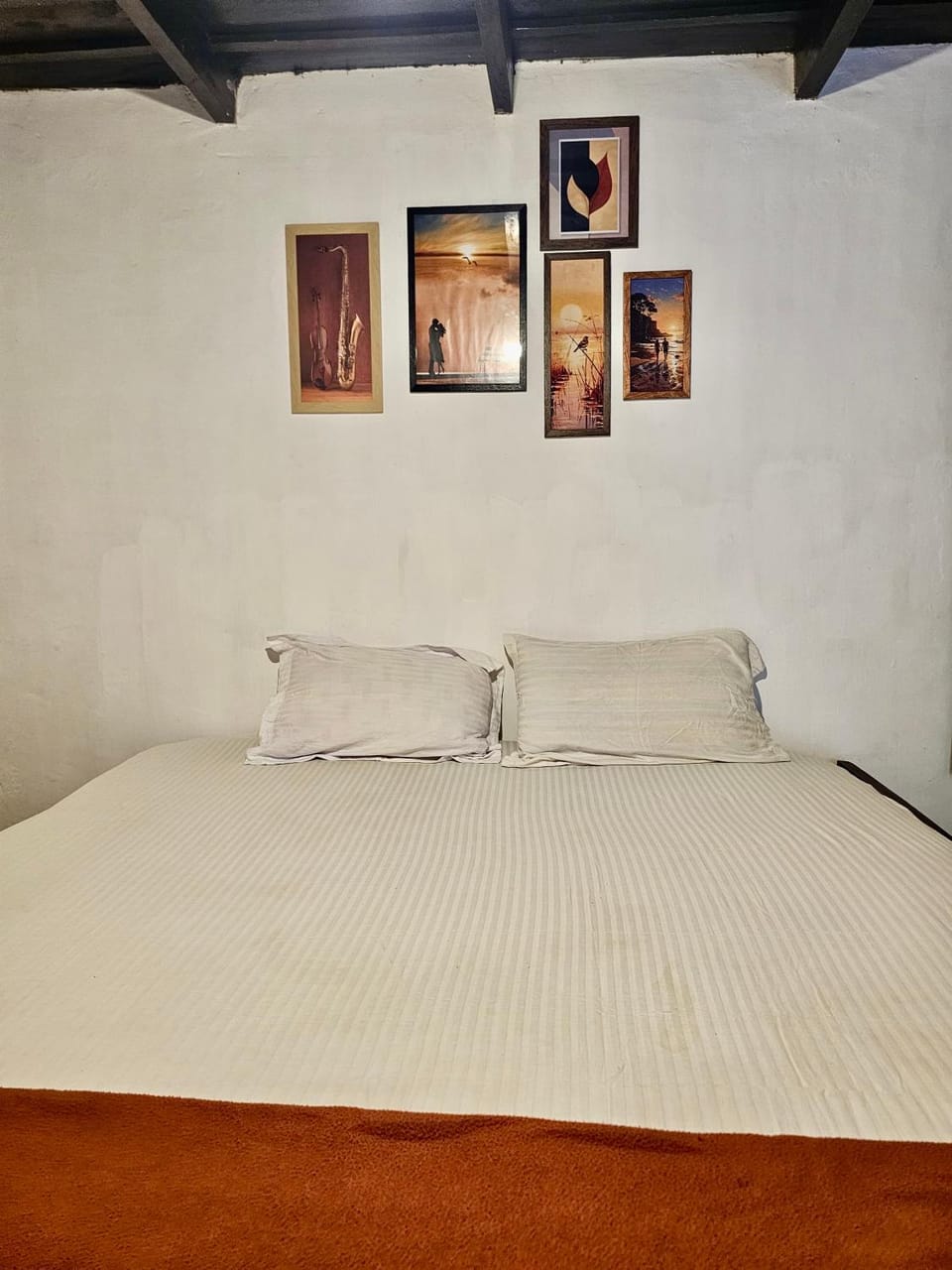 Oxygen county holiday homes House in Kerala
