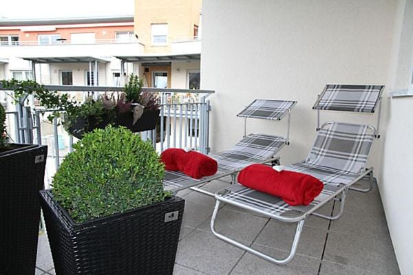 Patio, View (from property/room), Balcony/Terrace
