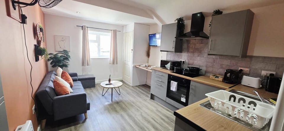 Amazing Location for Stadium,Castle,Train Station Apartment in Cardiff