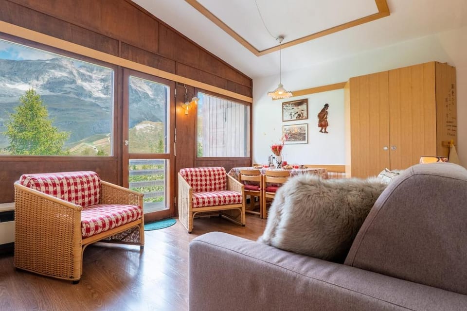 MCX Vacation Rental - ARIA , Ski In Ski Out Apartment in Breuil-Cervinia with Matterhorn Views Apartment in Breuil-Cervinia