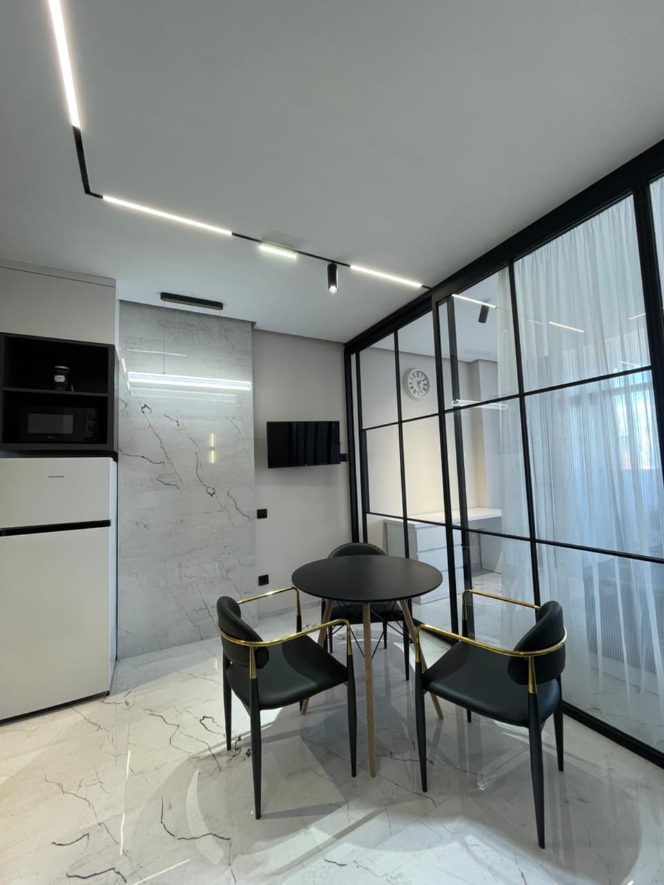 Дизайнерские апартаменты с панорамным видом на горы и море Apartment in Batumi