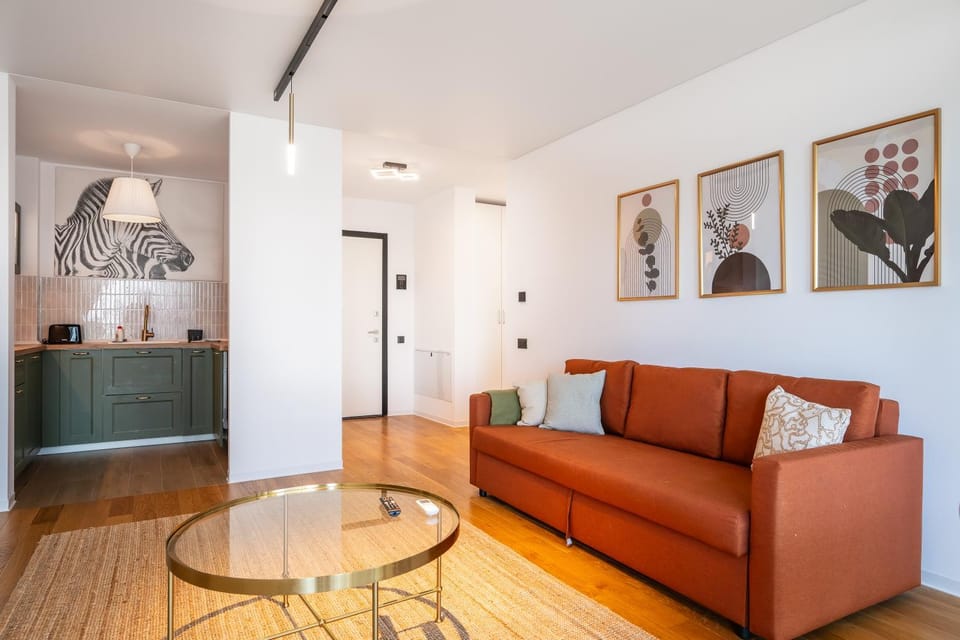 Lake Tei Views - Modern Flat in Yacht Kid Complex Apartment in Bucharest