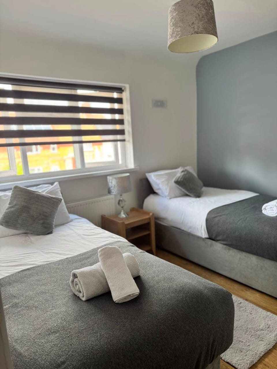 Bed, Photo of the whole room, Bedroom, towels