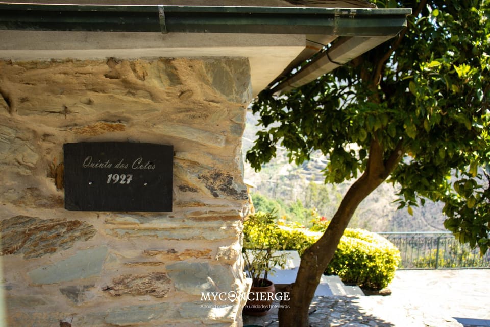 Property logo or sign, Garden view
