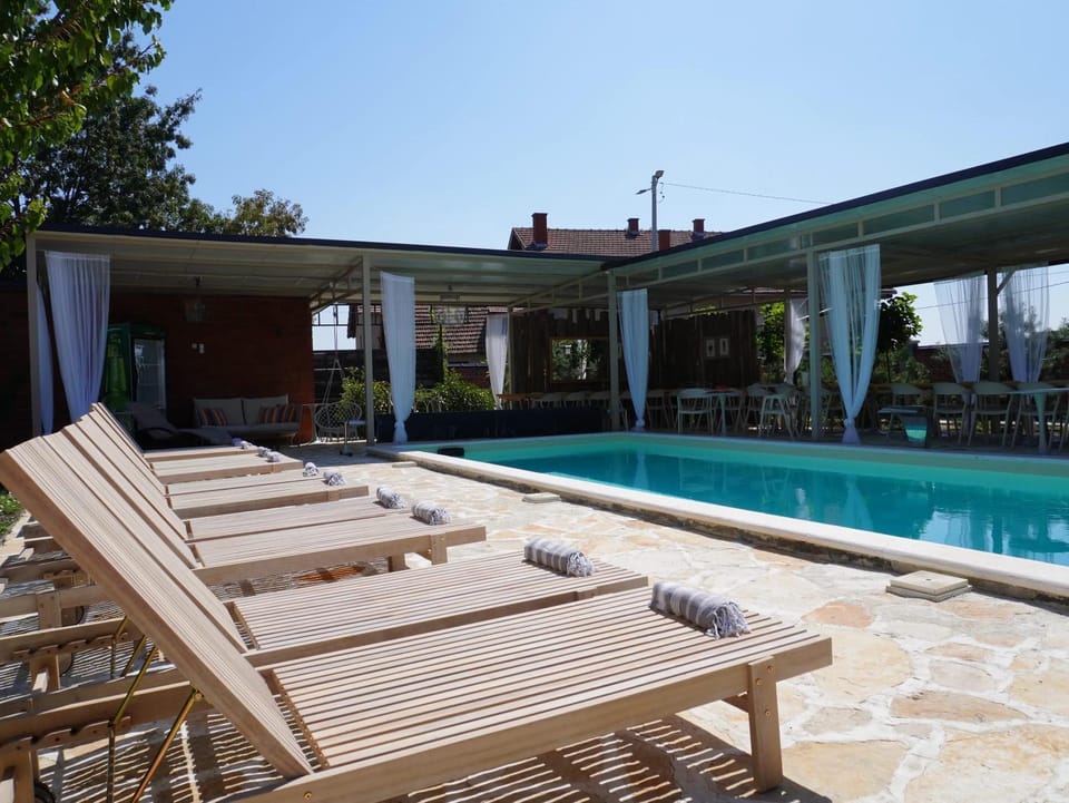 Swimming pool