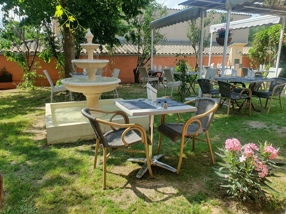 Auberge des Lacs Bleus Hotel in Nouvelle-Aquitaine