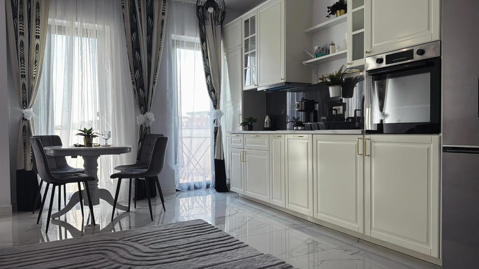 Coffee/tea facilities, Kitchen or kitchenette