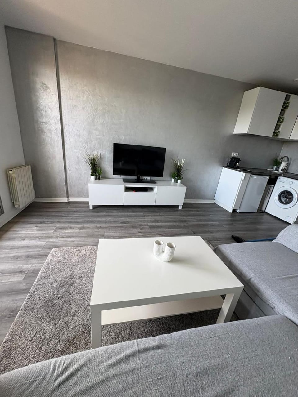 Eiffel Seine Studio for 2 People Apartment in Courbevoie