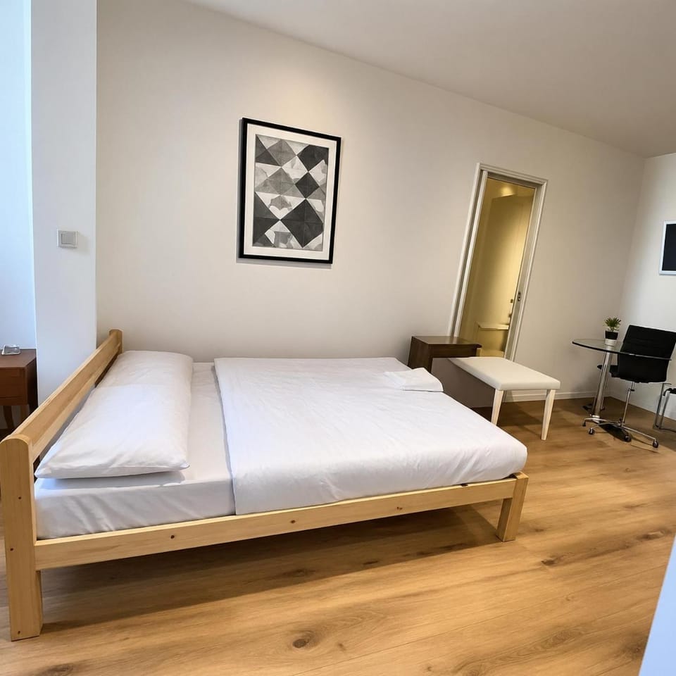 Bed, Seating area, Bedroom