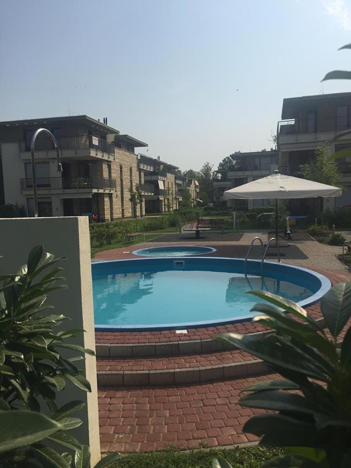 Pool view, Swimming pool