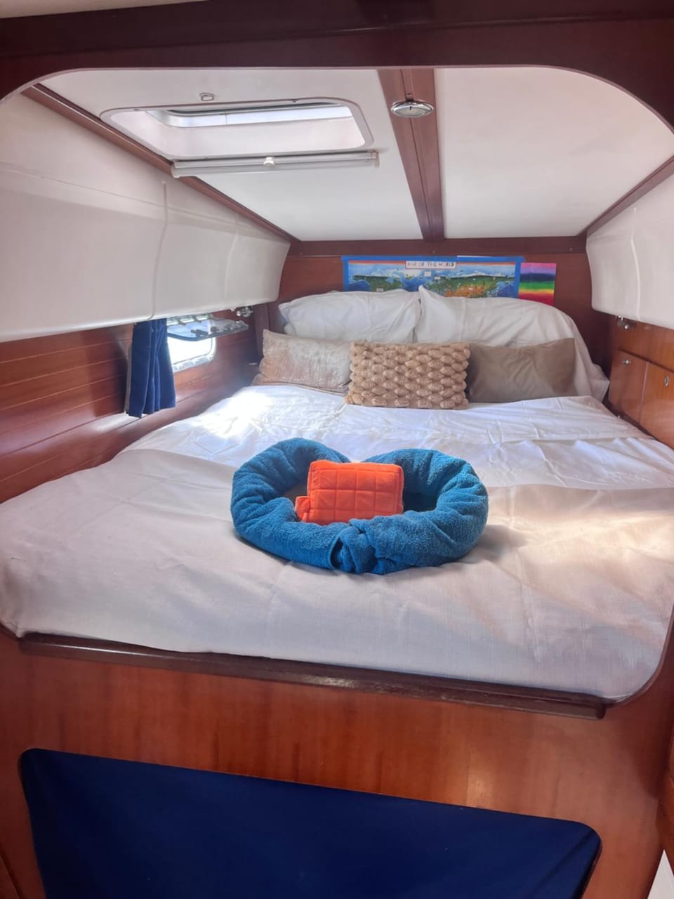 Double bedroom OLYMPE in Gustavia with car Docked boat in Gustavia