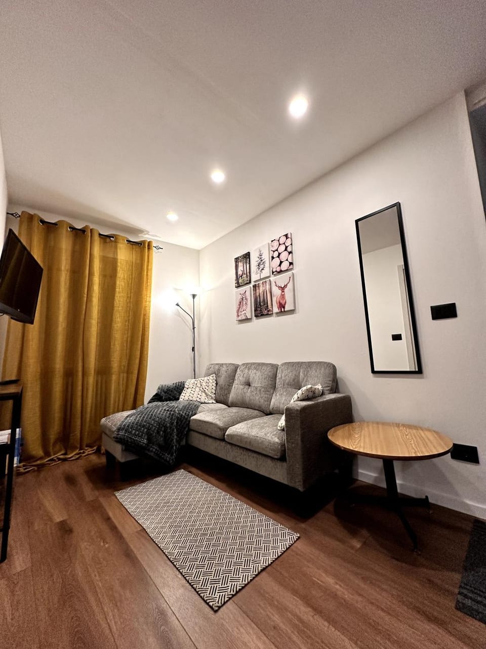 Property building, Living room