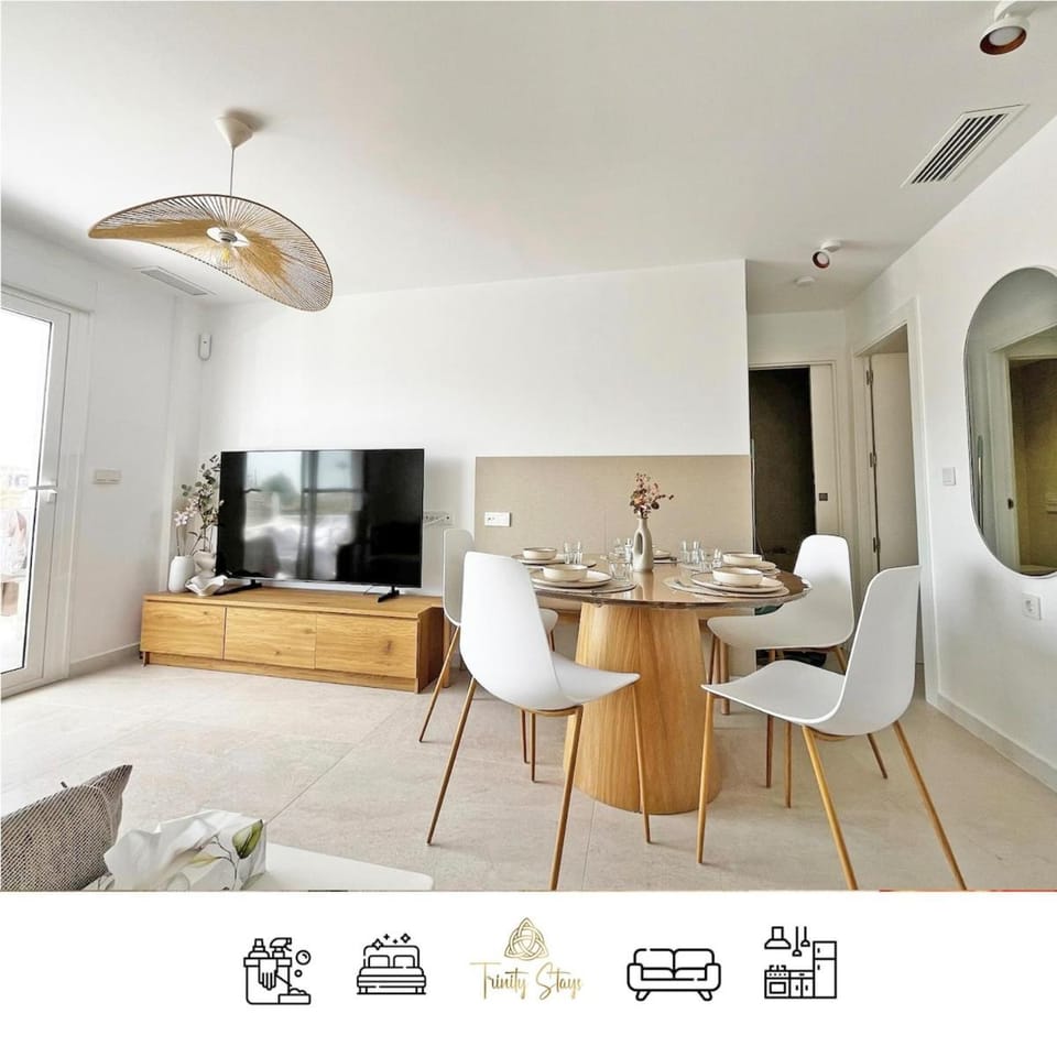 Beach access I Modern I Wi-Fi I Free Parking Apartment in Puerto de Mazarrón