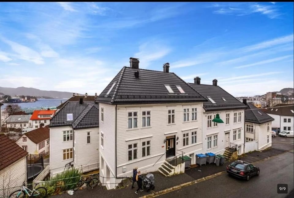 Charming Apartment in Sandviken Near Bryggen Apartment in Bergen