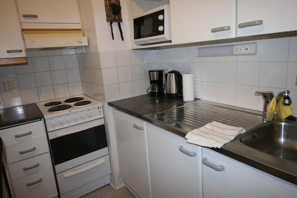 Coffee/tea facilities, Kitchen or kitchenette