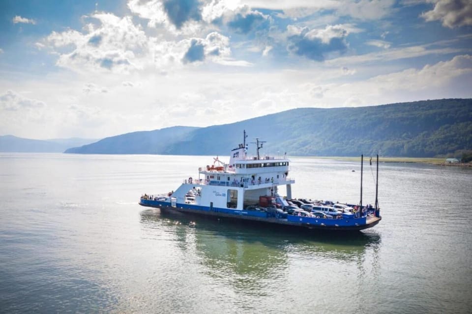 Capitaine 41 avec piscine chauffée Apartment in L'Isle-aux-Coudres