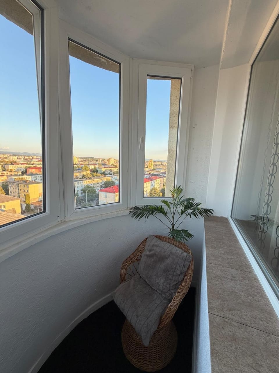 Panorama 10 Apartment - Vivo Mall Apartment in Romania