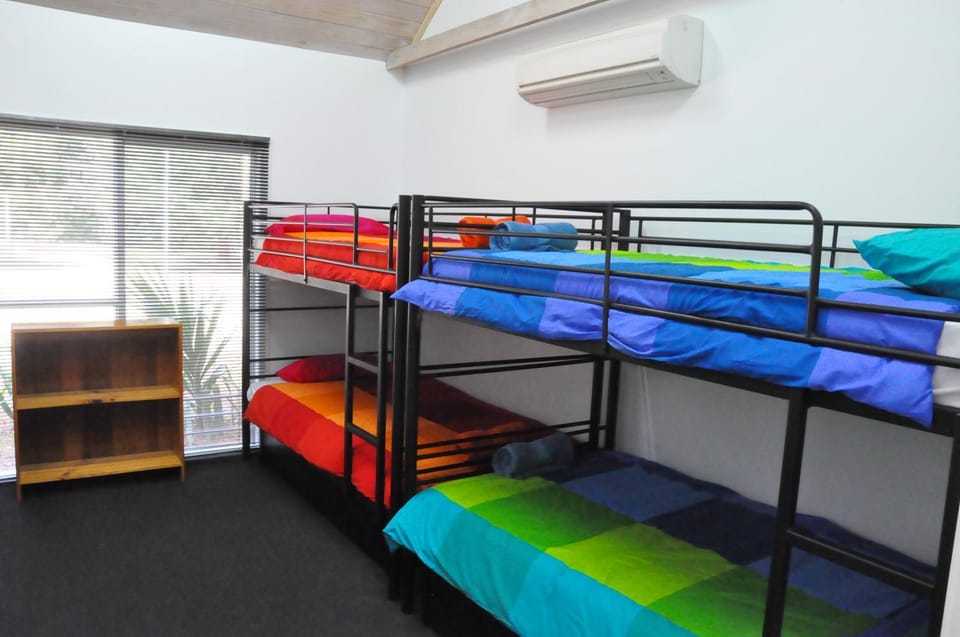 Alpine Sports Lodge Hostel in Porepunkah