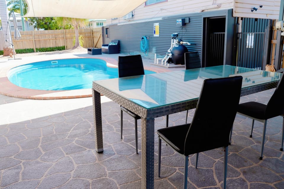 Entire Two Bedroom Home with Swimming Pool House in Rockhampton