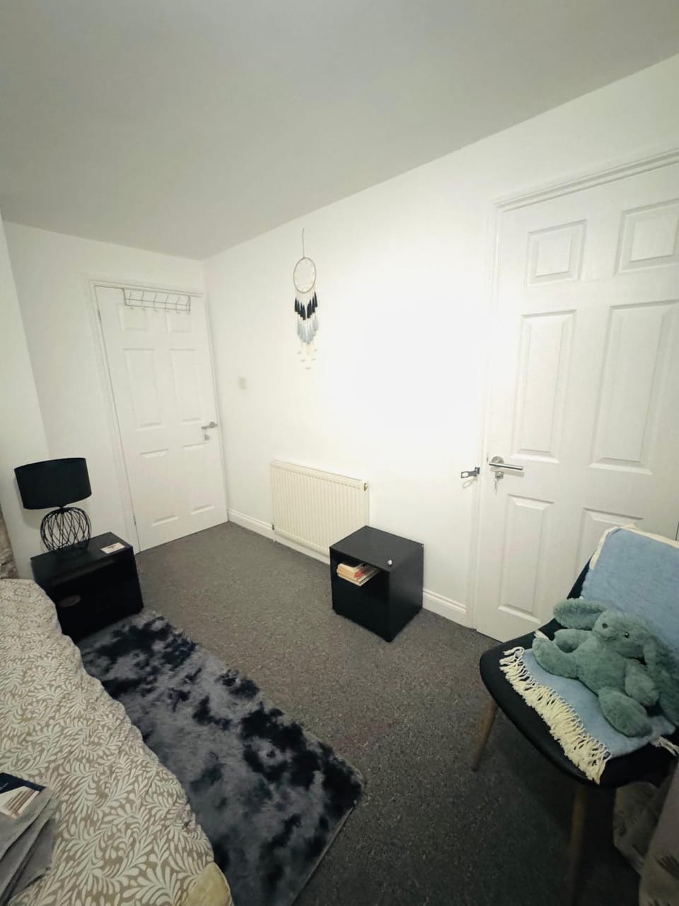 Cozy Double Room -Shared Bathroom-Free Parking Vacation rental in Telford