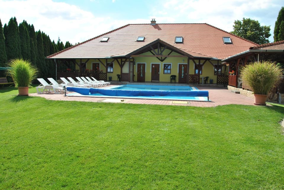 NAPSUGAR VENDÉGHÁZ Apartment in Slovakia