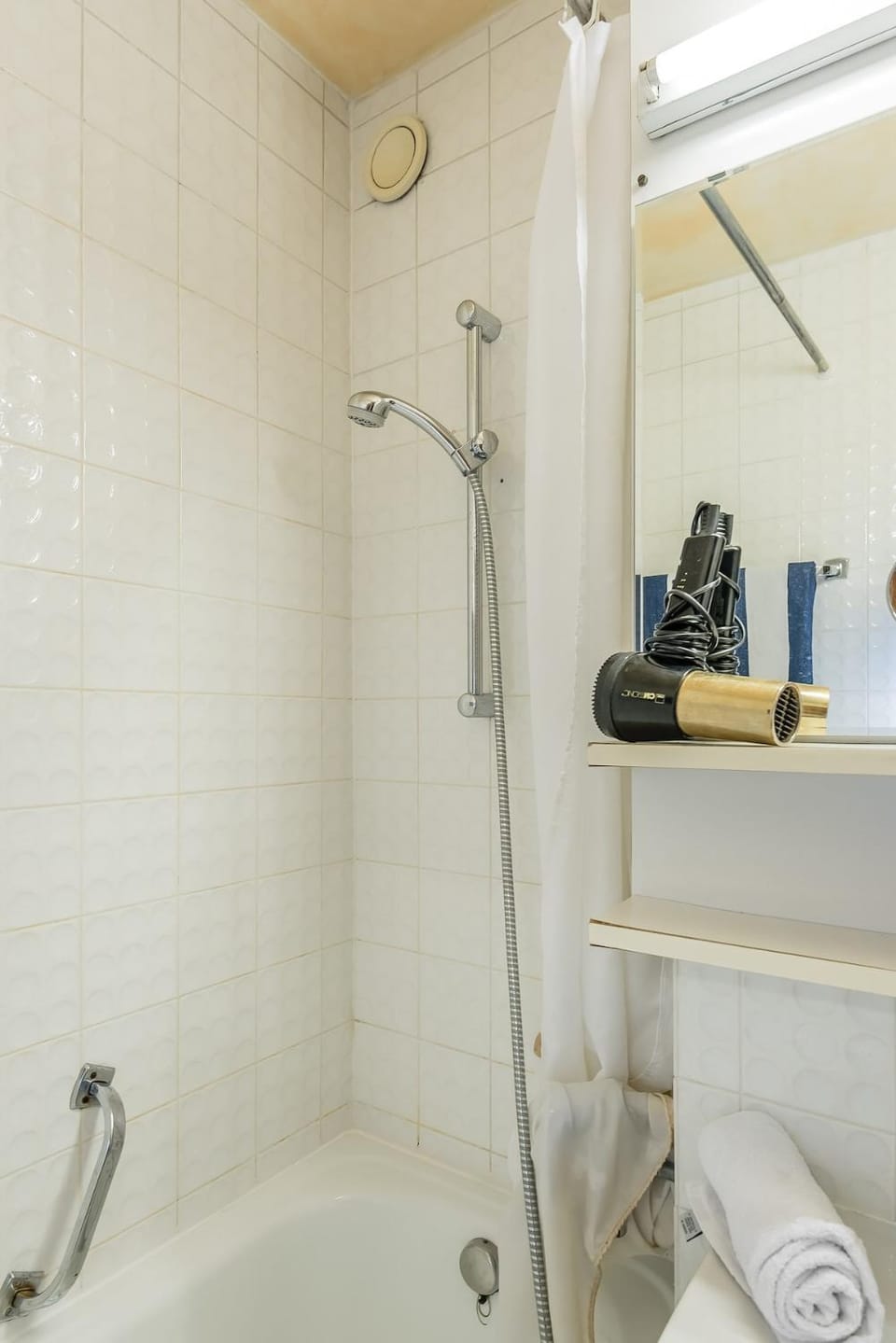 Shower, Bathroom, Bath, towels