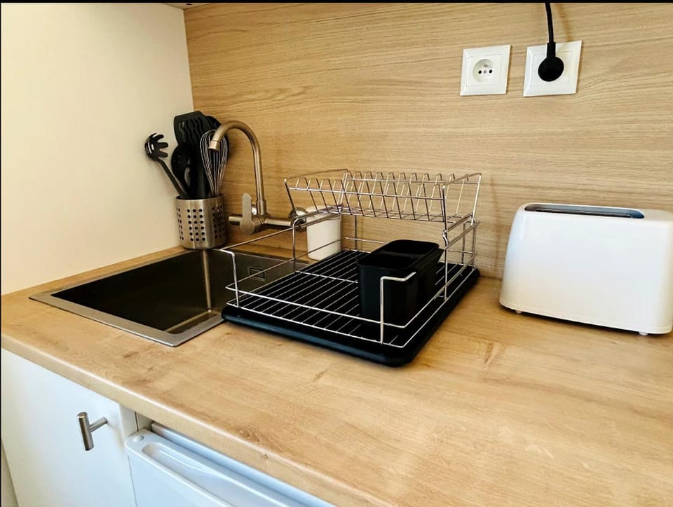 Kitchen or kitchenette, stove