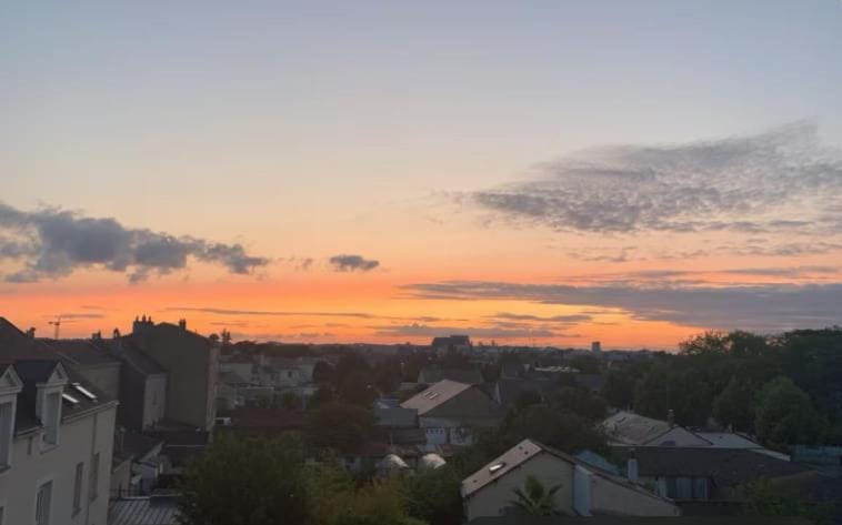 Petit cocon Proche Angers Centre Parking gratuit Apartment in Angers
