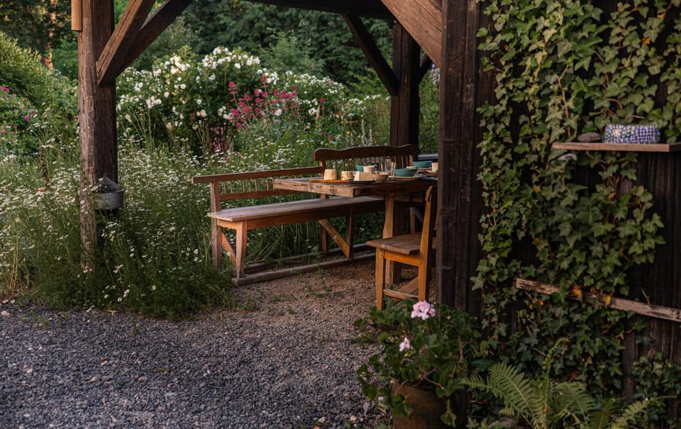 Garden, Dining area, Garden view