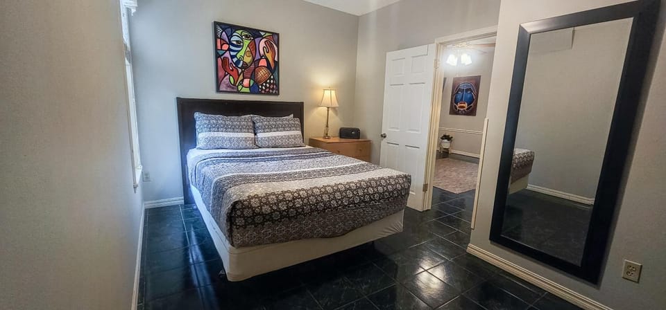 The Moderne Suite Downtown Balcony Parking House in Eureka Springs