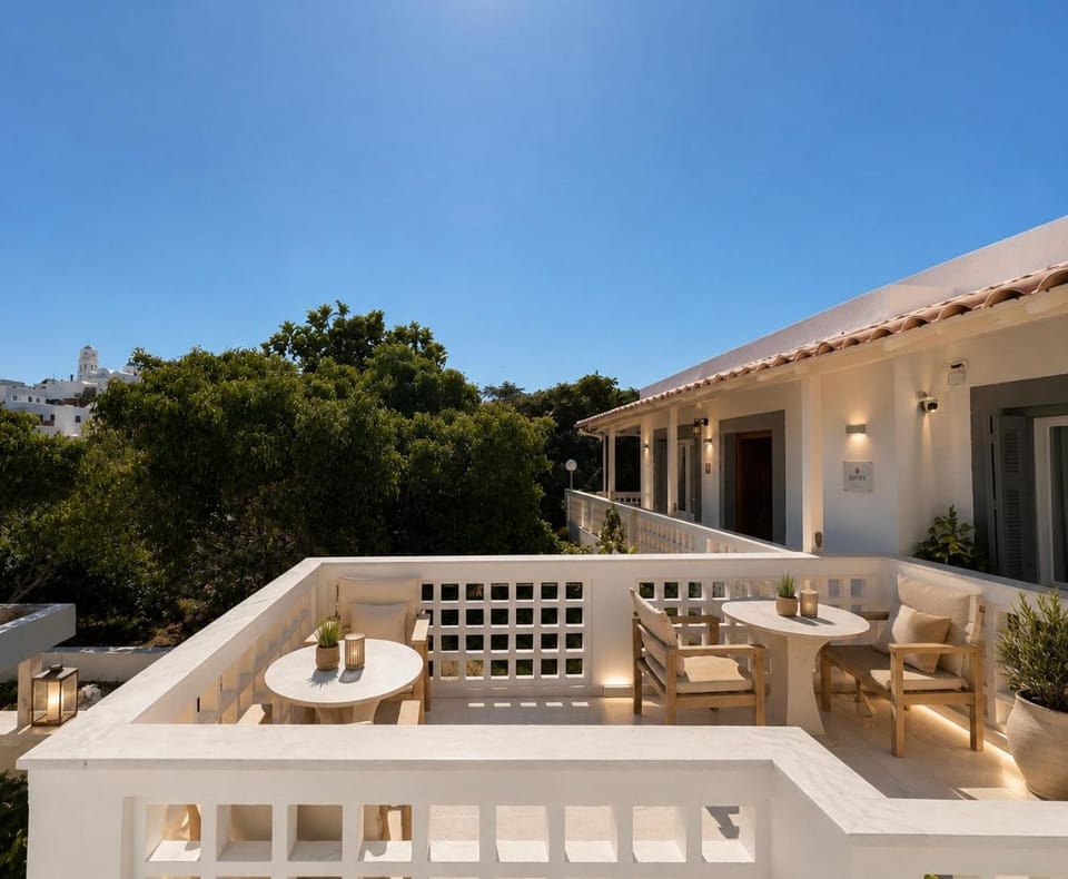 Semiramis Hotel Hotel in Milos