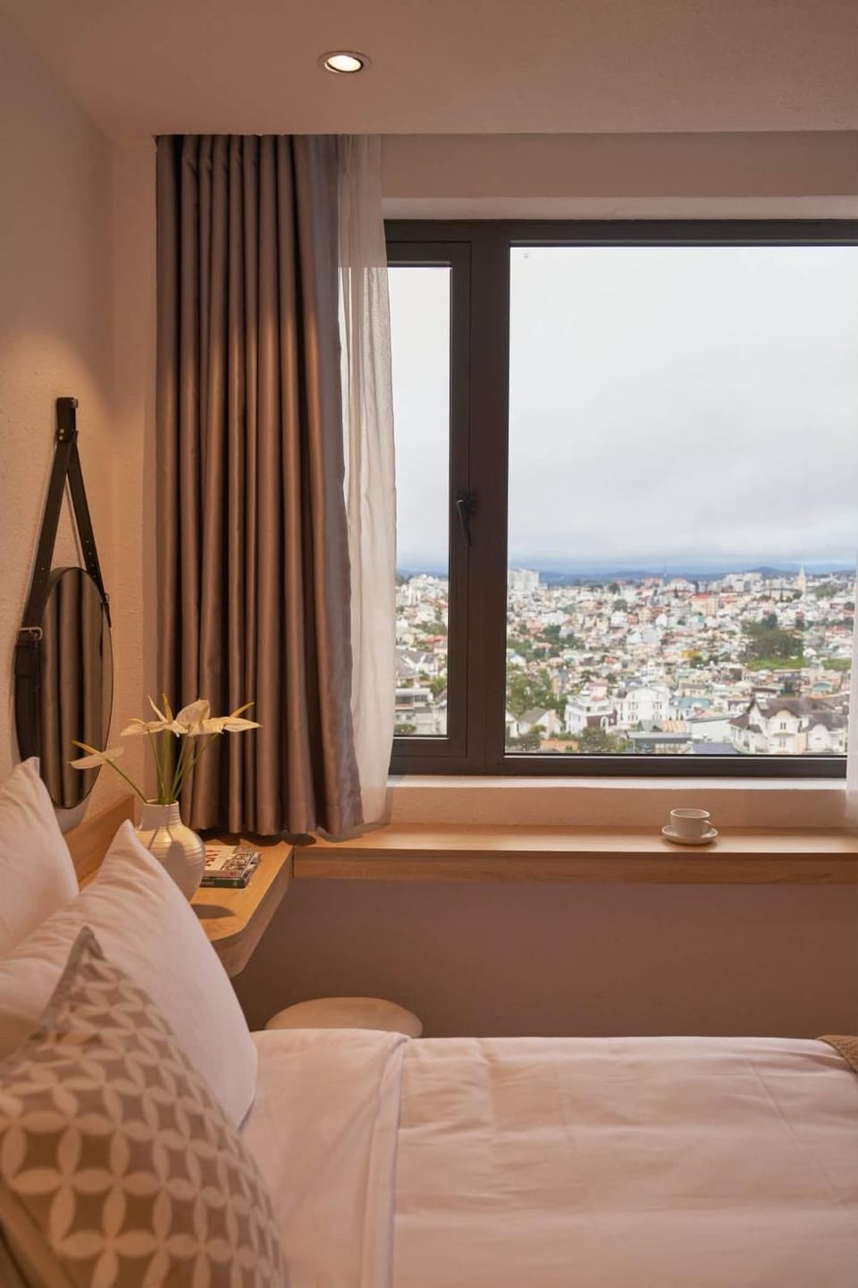 Dawn City View Hotel in Dalat