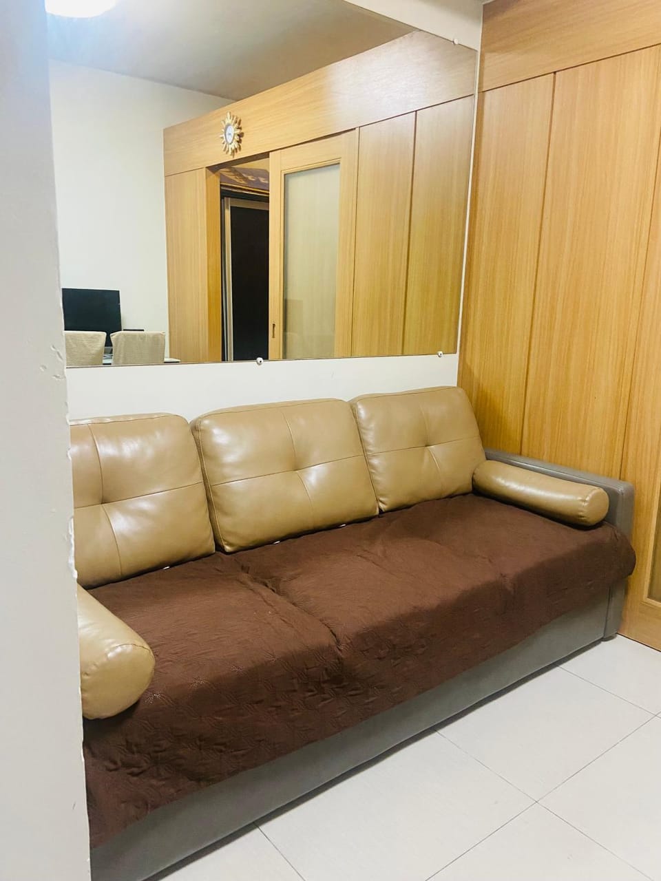 Massage, Living room, Spa and wellness centre/facilities, Seating area, wardrobe