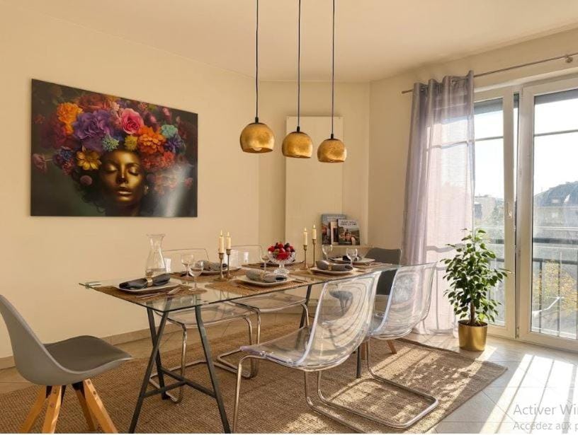 Perfect City Escape 2BR Flat w parking near the train station Apartment in Luxembourg
