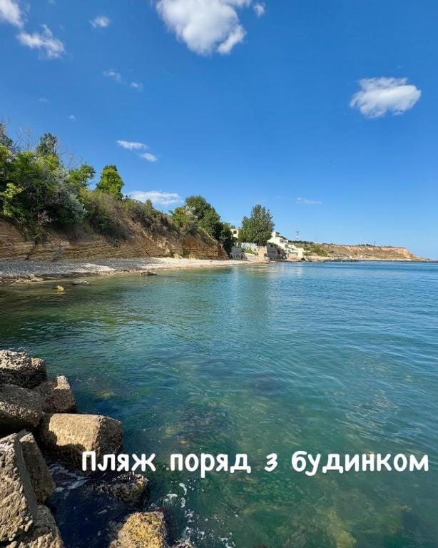 Sea View Avinion Apartment in Odessa