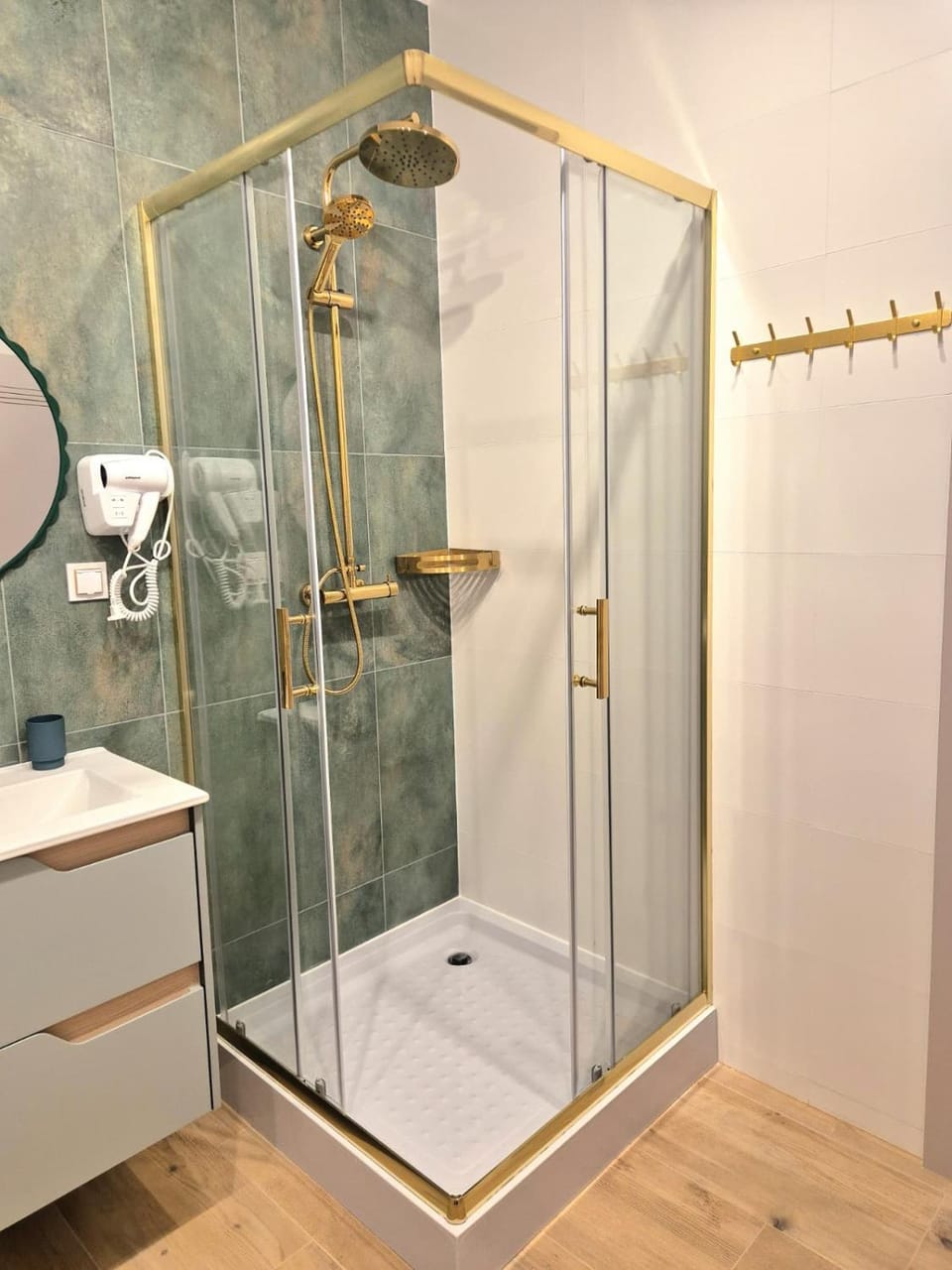 Shower, Bathroom