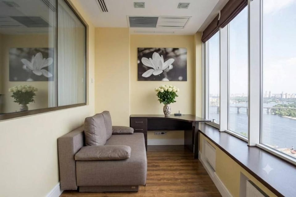 Мост сити апартаменты 3 кв вид река Apartment in Dnipro
