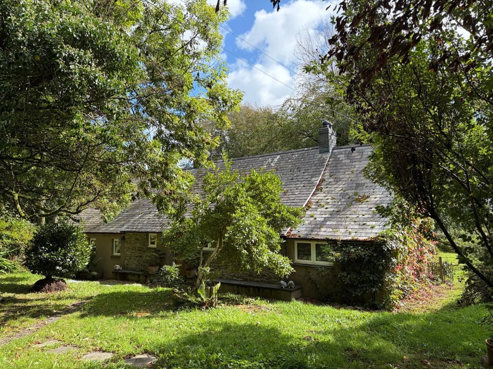Ffynnon Fran Cottage House in Clydau