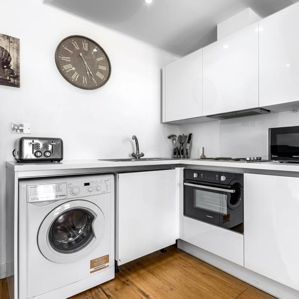 Piccadilly City Suite, Sleep 6, VH12 Apartment in City of Westminster