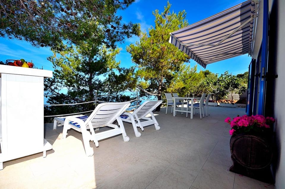 Patio, Balcony/Terrace, Balcony/Terrace, Seating area, Beach
