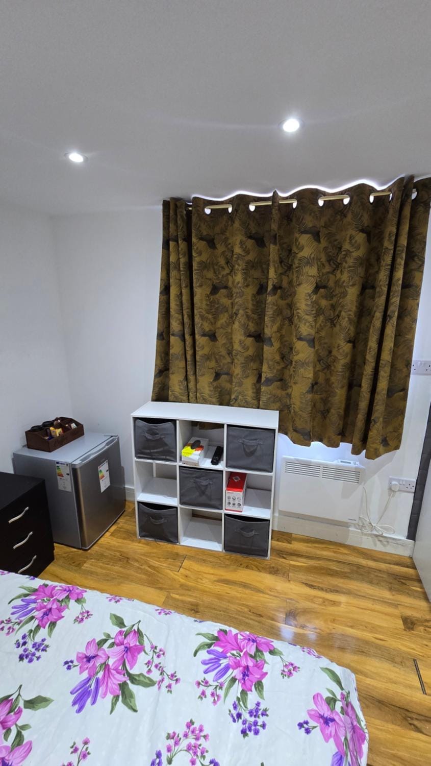 Butely Lodge Bed and Breakfast in Luton