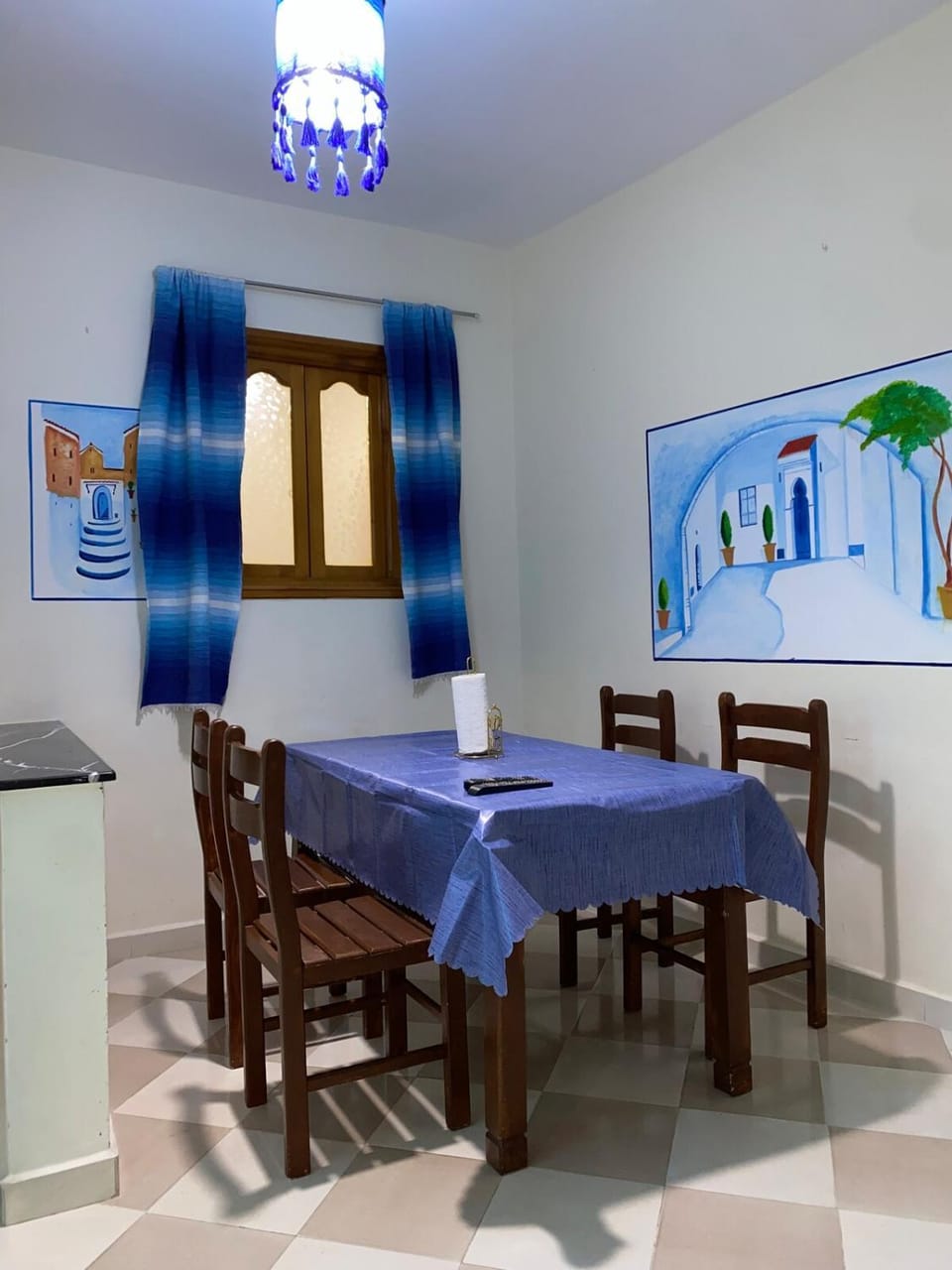 Center of The city and 2 min to old medina Apartment in Chefchaouen