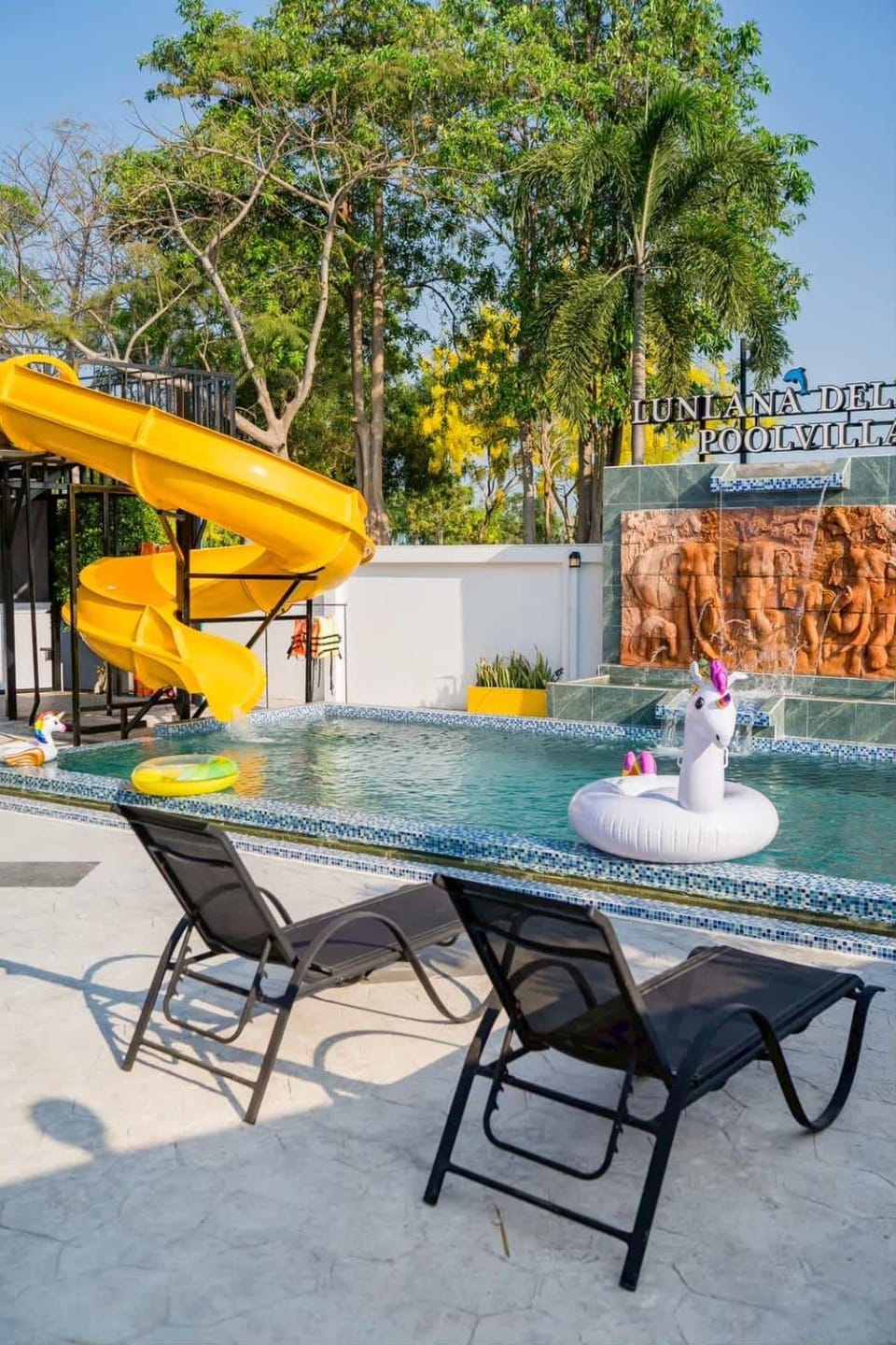 Delfino Retreat Pattaya 6BR 17Ppl up to 23 Ppl Villa in Pattaya City