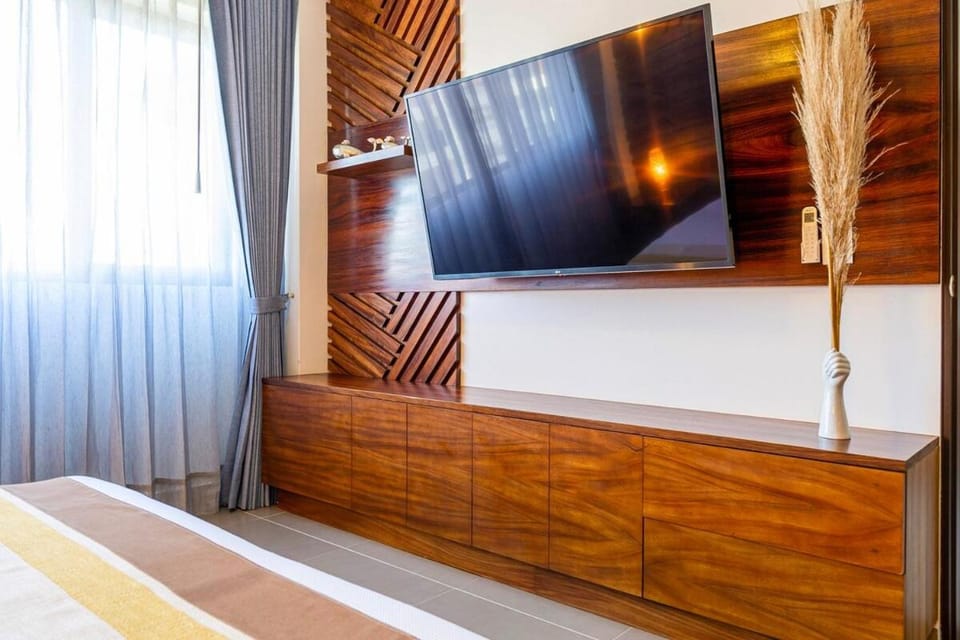 Stylish Penthouse w/Car. Walk to Beach House in Nuevo Vallarta