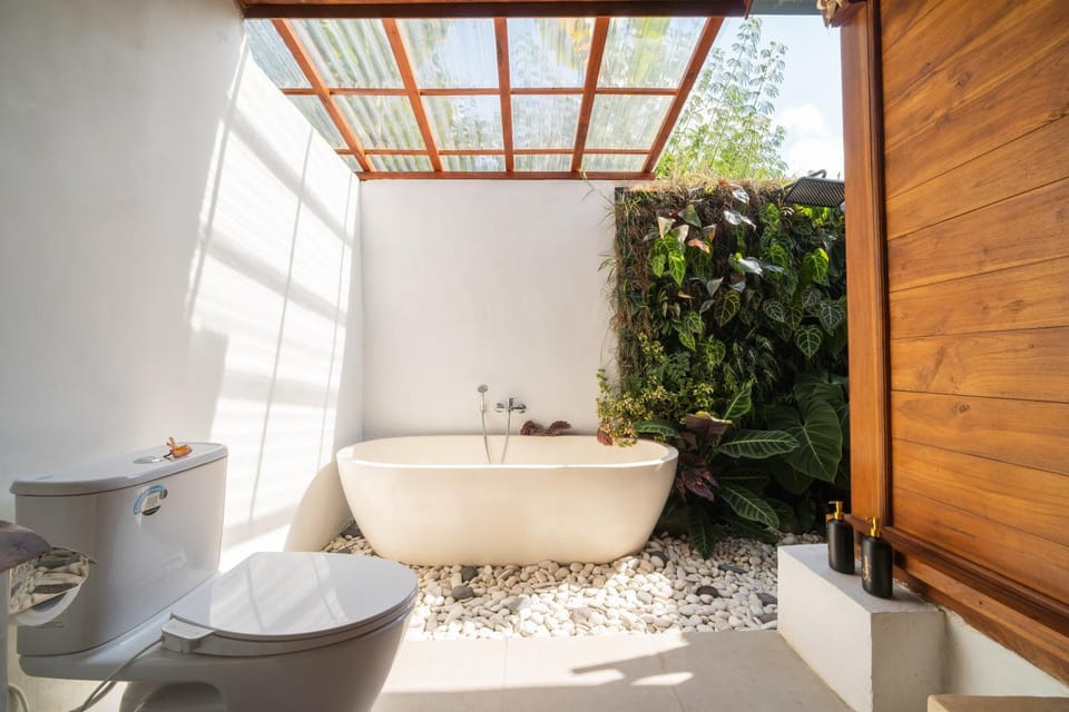 Toilet, Bathroom, Bath
