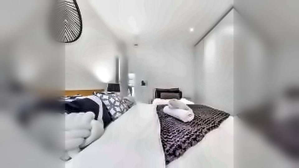 Haymarket Suites Sleep 14 Hay1 Apartment in City of Westminster
