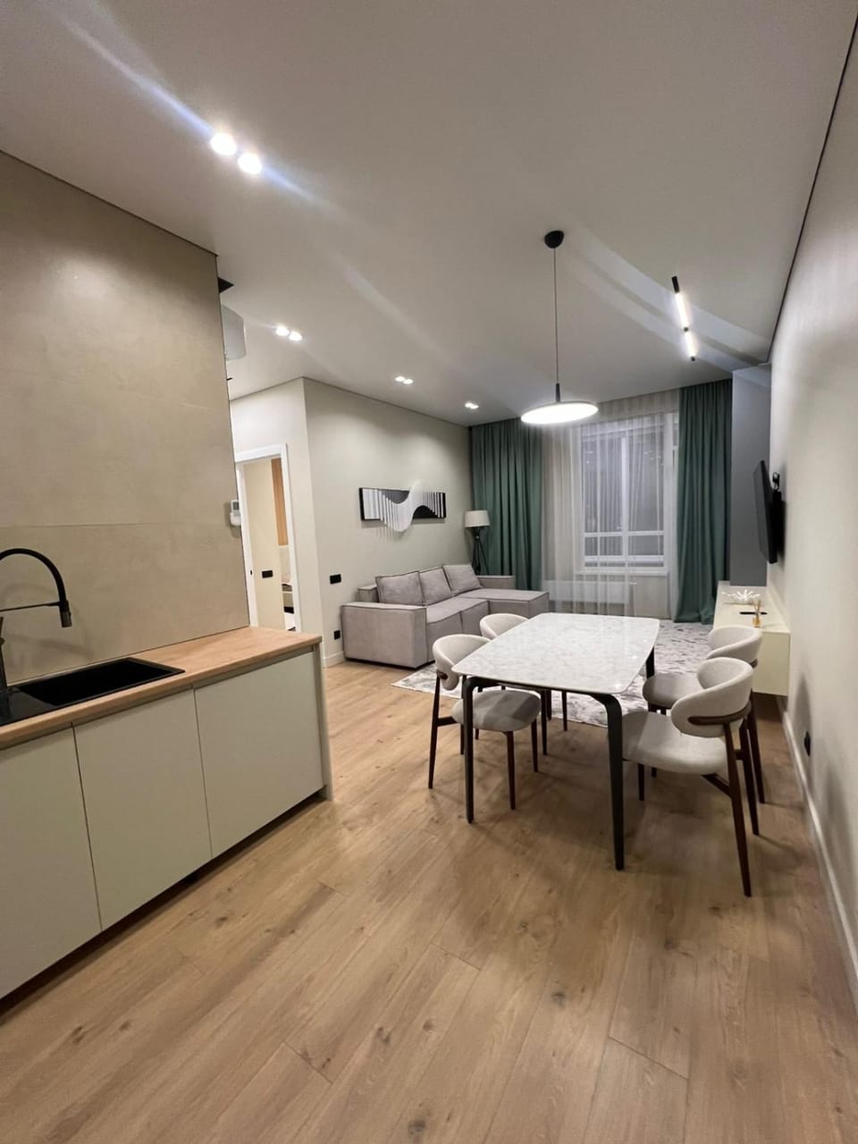 комфортная 2-комнатная Аль Фараби 27 Apartment in Almaty