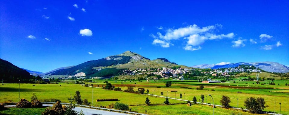 Nearby landmark, Natural landscape