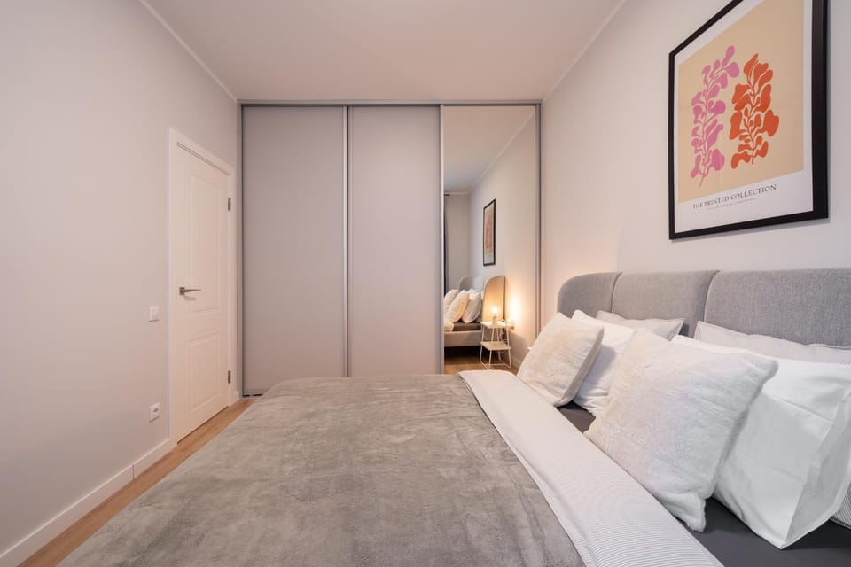 E89 Serviced Apartments - Close To Old Town - by Innorental Apartment in Riga
