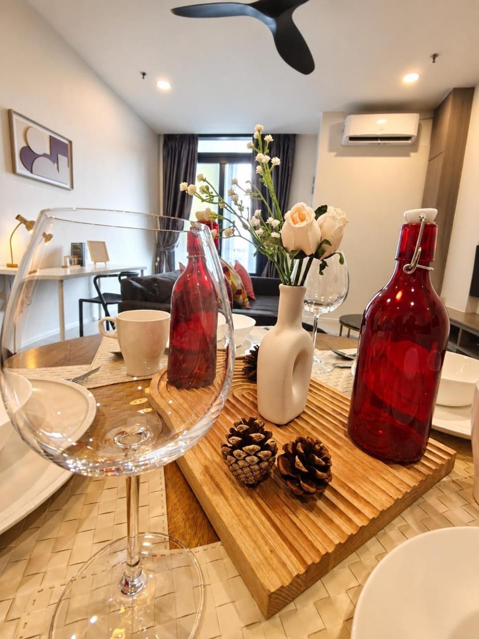 Work, Stay & Relax Mont Kiara Arcoris 163 Apartment in Petaling Jaya